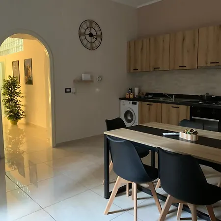 Roro'S Home - La Dimora Di Roro Napoli Esterno foto